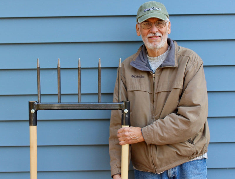 Cobrahead broadfork garden tool with Noel